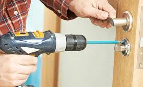 Aqua Locksmith Store North Branford, CT 203-349-3045 Aqua Locksmith Store North Branford, CT 203-349-3045 - 10-Commercial-lockouts